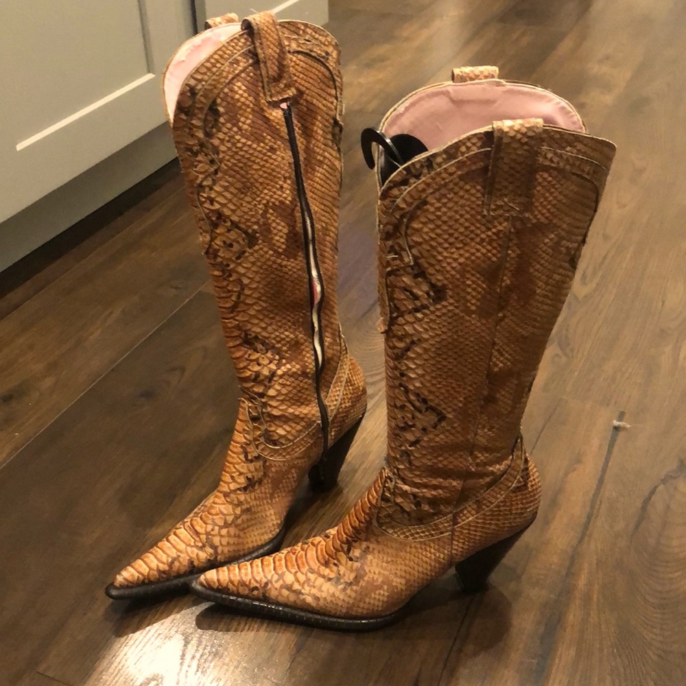 Fabri real snake skin boots
